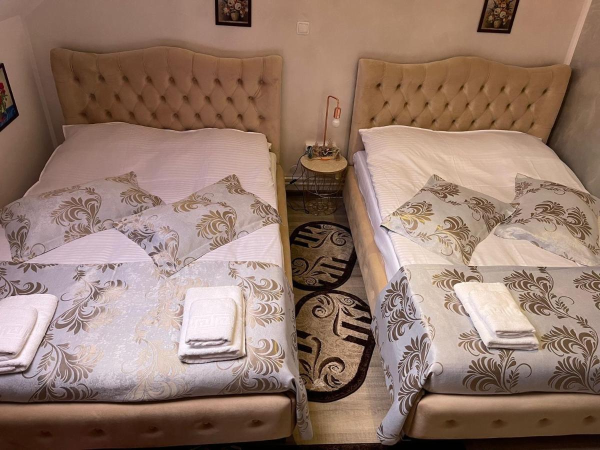 Hostal Casa Cu Pitici Vama  Exterior foto